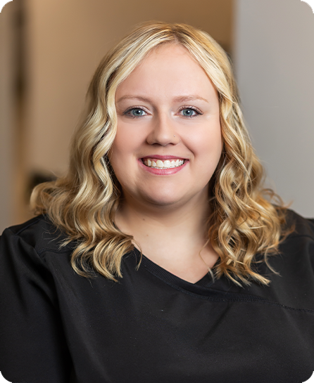 Registered dental assistant Lindsey
